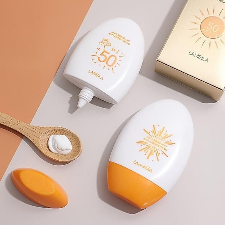ครีมกันแดดหน้า โลชั่นกันแดด Sunscreen SPF50+pa+++ UV ครีมปกป้องผิว 50ml ซึมไว ไม่มัน-UV3089